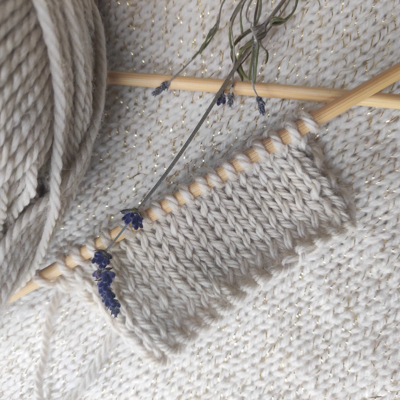 zdjęcie wzoru na druty dżersej lewy SwetryMagdy | Ściegi podstawowe do szycia